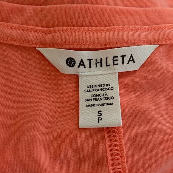 Athleta Coral Stratus II Lightweight Tee Short Sleeve T-Shirt Size Small - Picture 6 of 9